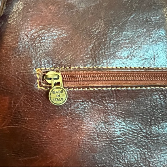 Authentic Firenze Leather Bag - Picture 4 of 10